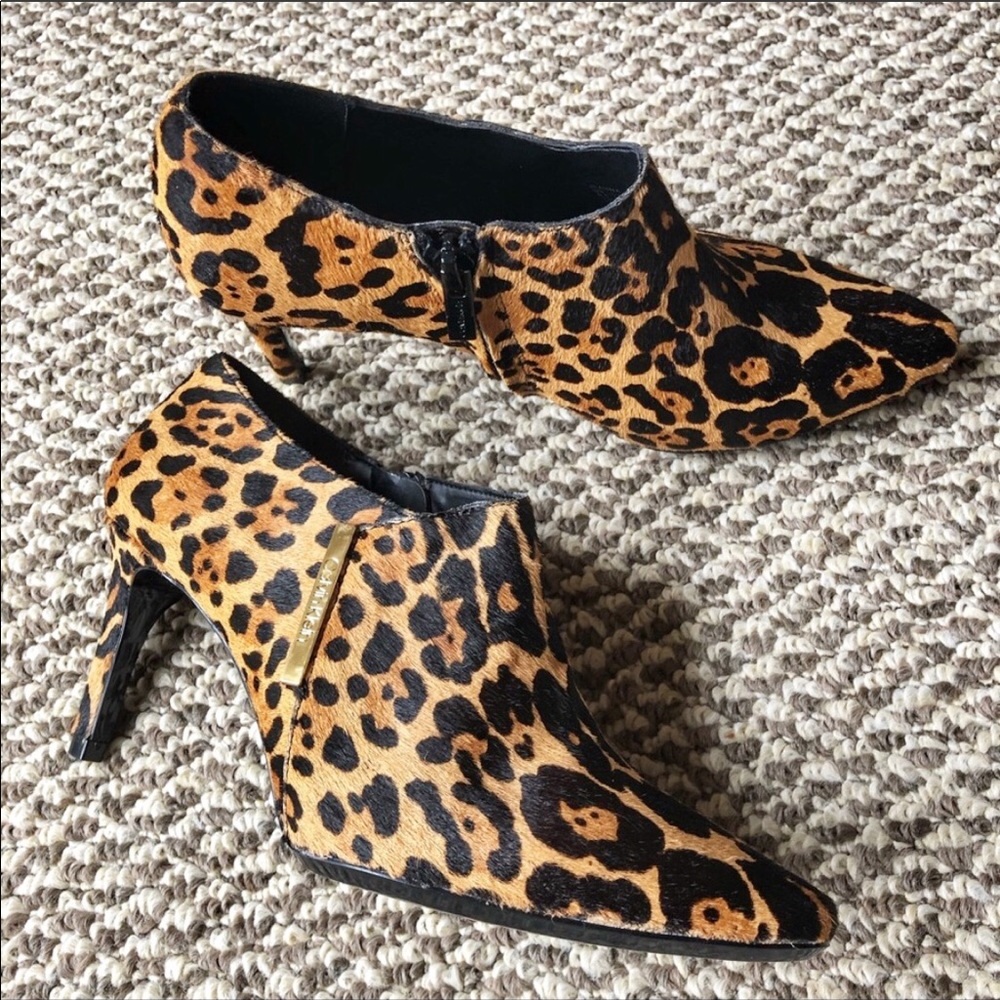 Calvin Klein Jeanna leopard bootie / 6.5